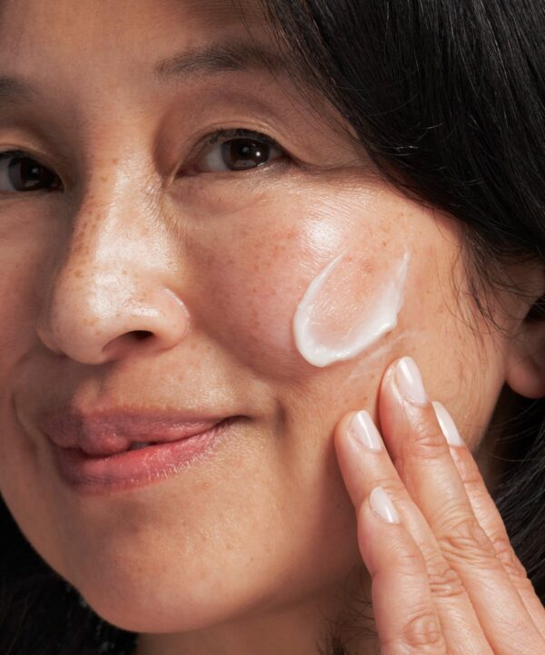 30131_neostrata_skin_brightener_spf_25_v4.jpg 30131_neostrata_skin_brightener_spf_25_v4.jpg